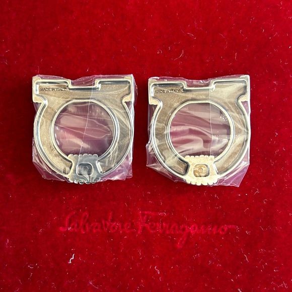 Salvatore Ferragamo Interchangeable Gancini Switch Belt Buck